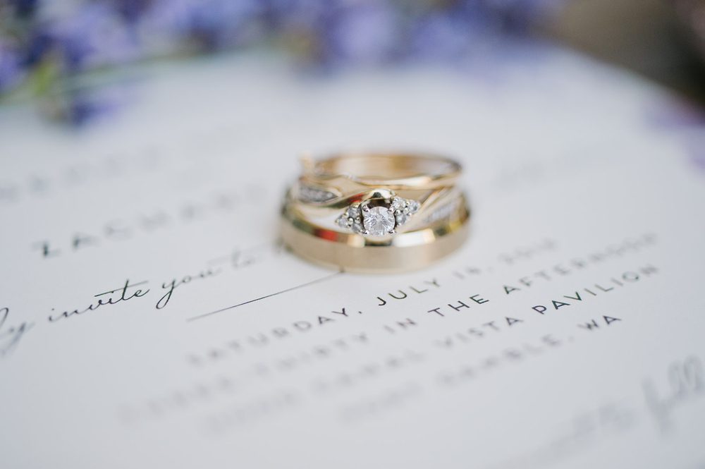 lavender-wedding-invitations-rings