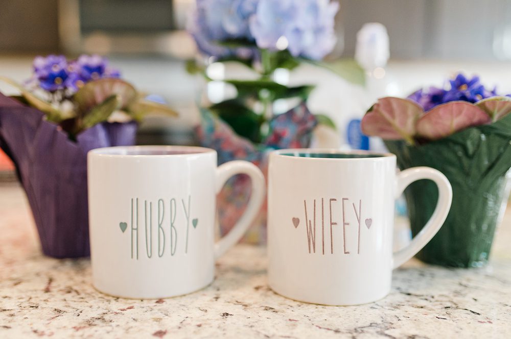 hubby-and-wifey-mugs
